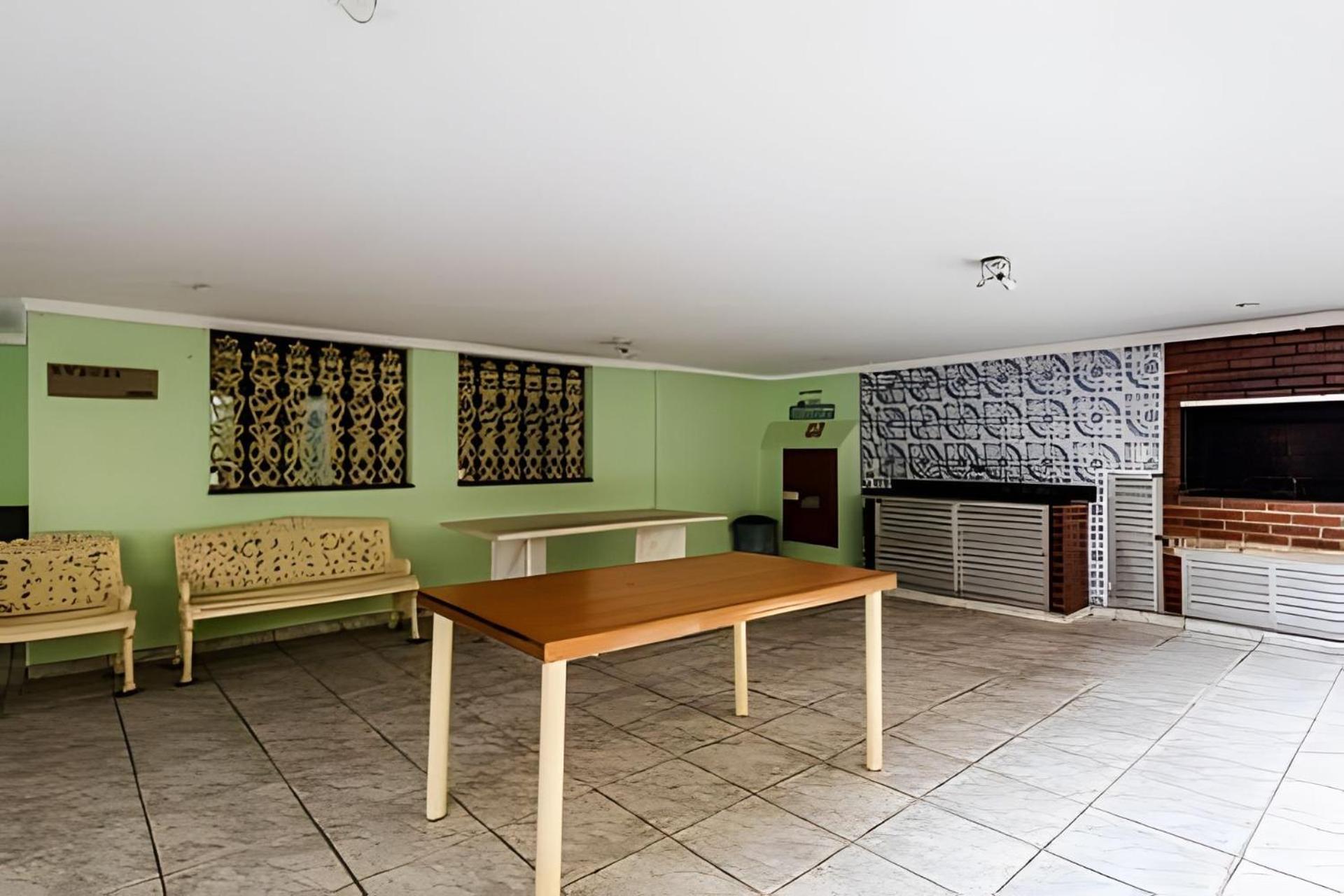 Apto Na Enseada Excelente Localizacao, 500M Da Praia, Garagem, Ar Condicionado Portaria 24 Horas 과루자 외부 사진